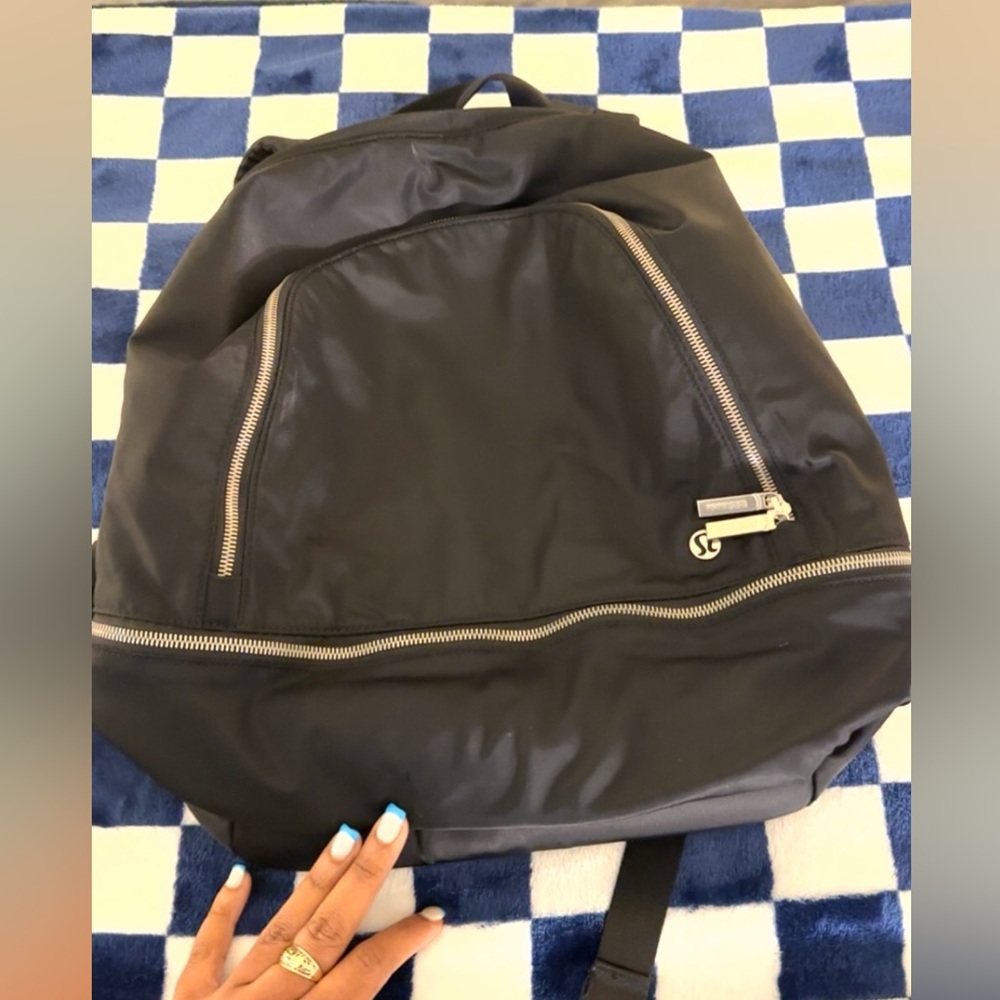Lululemon City adventurer backpack